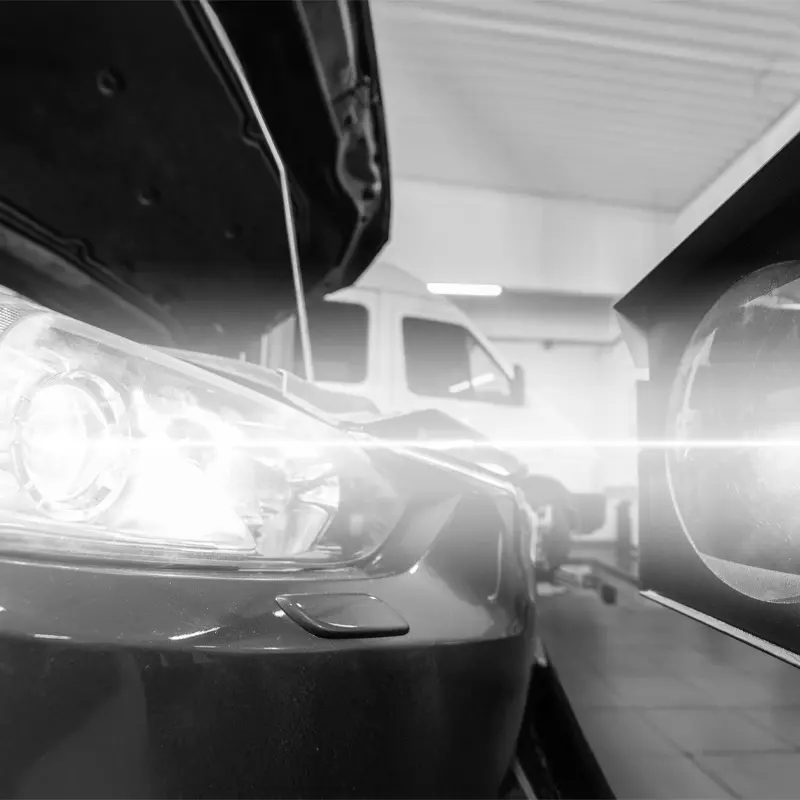 Lichttest an Fahrzeug